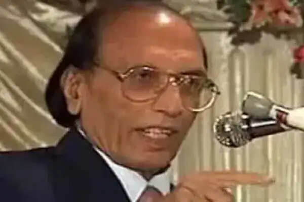 प्रसिद्ध शायर बशीर बद्र का निधन, उर्दू साहित्य में एक युग का अंत