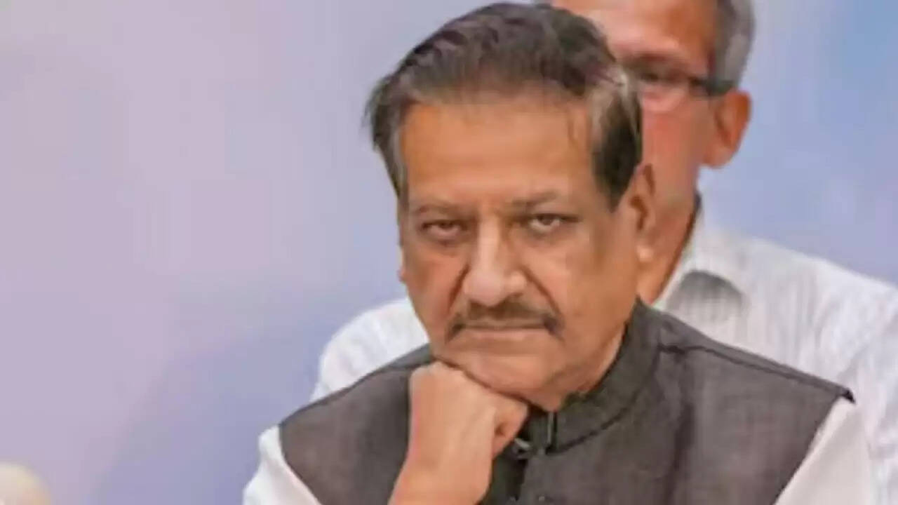 पृथ्वीराज चव्हाण का विवादास्पद बयान: क्या सरकार छिपा रही है सच्चाई?