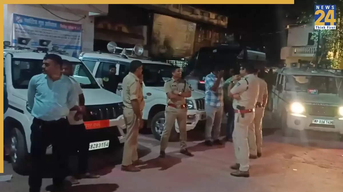 बुरहानपुर में हनुमान चालीसा पाठ के दौरान पथराव, पुलिस ने की कार्रवाई