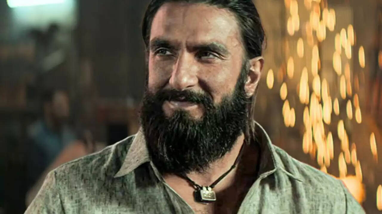 रणवीर सिंह की 'धुरंधर' को लद्दाख में मिला टैक्स-फ्री दर्जा, बॉक्स ऑफिस पर जारी है धमाल