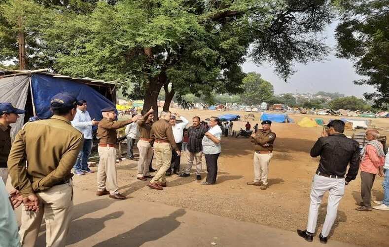 मंदसौरः नपाध्यक्ष और अधिकारियों ने किया पशुपतिनाथ मेला प्रांगण का निरीक्षण, मेले की तैयारियां शुरू