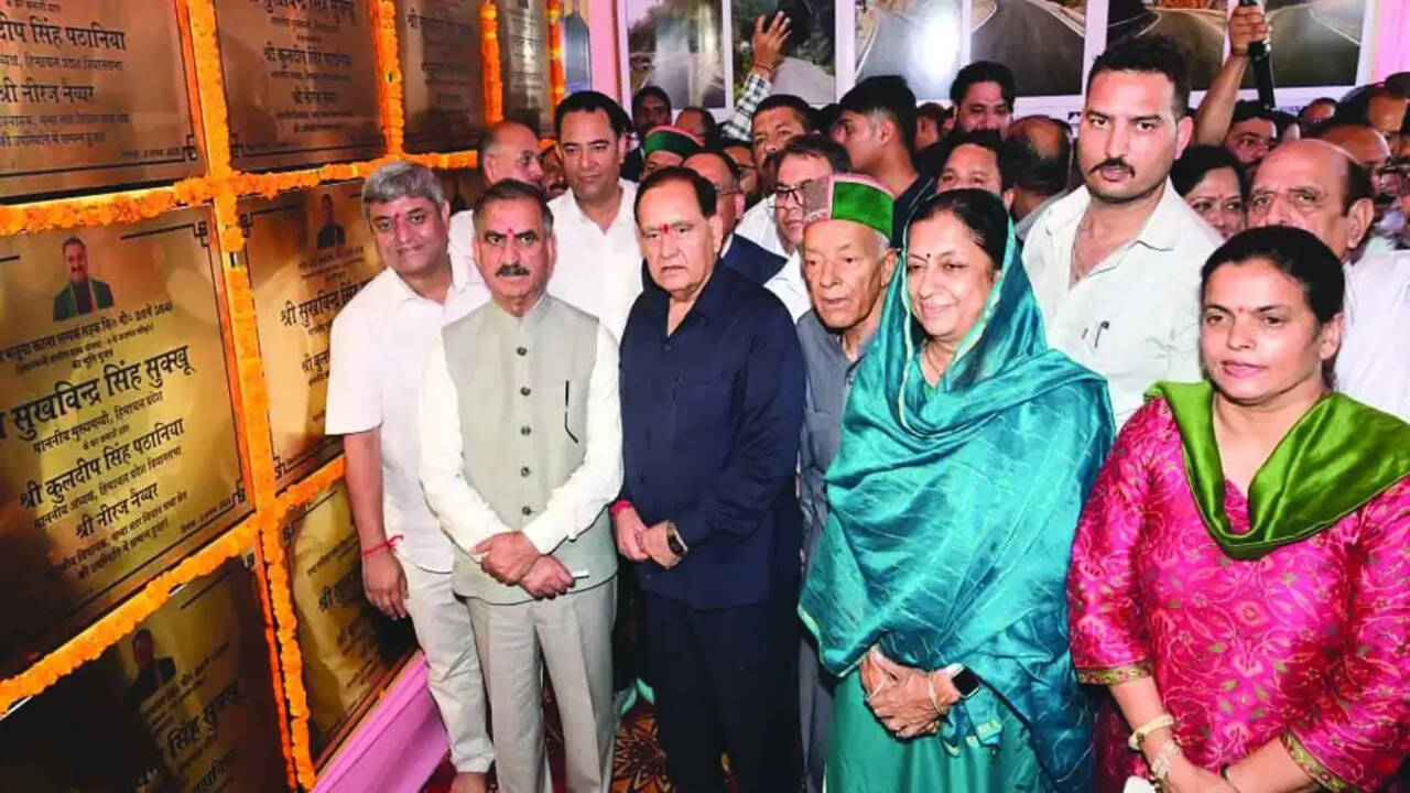 मुख्यमंत्री सुखविंद्र सिंह सुक्खू ने चंबा में विकास परियोजनाओं का उद्घाटन किया