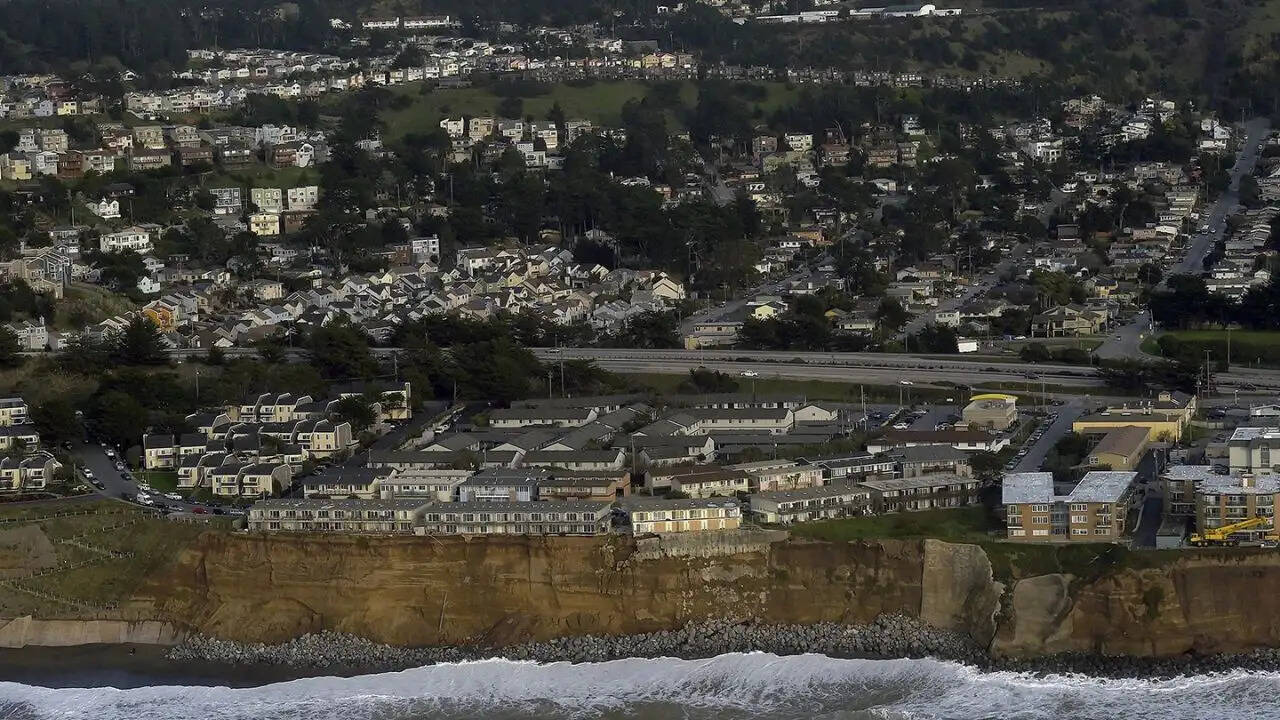 दक्षिणी प्रशांत महासागर में 6.1 तीव्रता का भूकंप