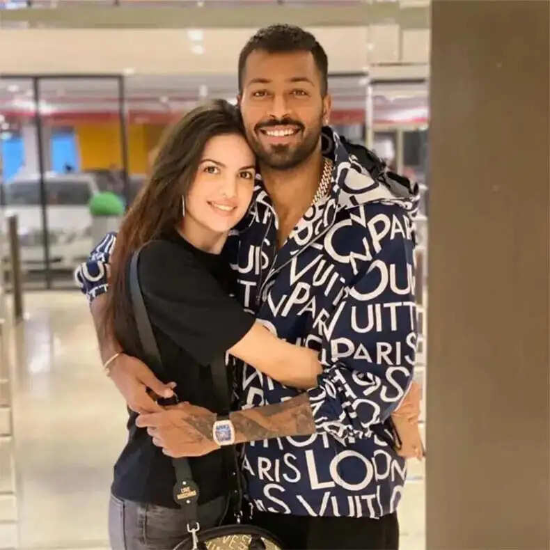 नताशा स्टेनकोविक की जिंदगी: संघर्ष से सफलता तक का सफर