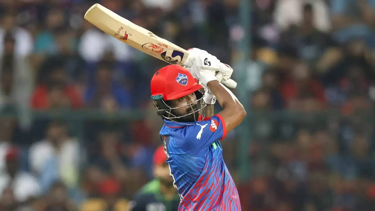 दिल्ली कैपिटल्स ने आरसीबी को हराकर आईपीएल 2026 में महत्वपूर्ण जीत दर्ज की