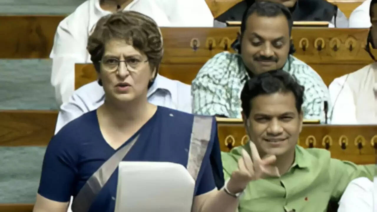 प्रियंका गांधी का महिला आरक्षण पर जोरदार बयान: क्या है परिसीमन का सच?