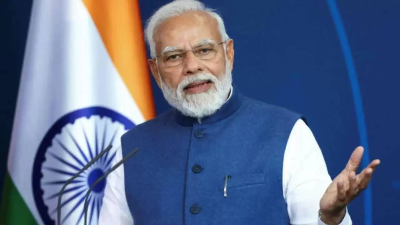 धनतेरस 2025: पीएम मोदी और सीएम योगी ने दी शुभकामनाएं, जानें इस पर्व का महत्व