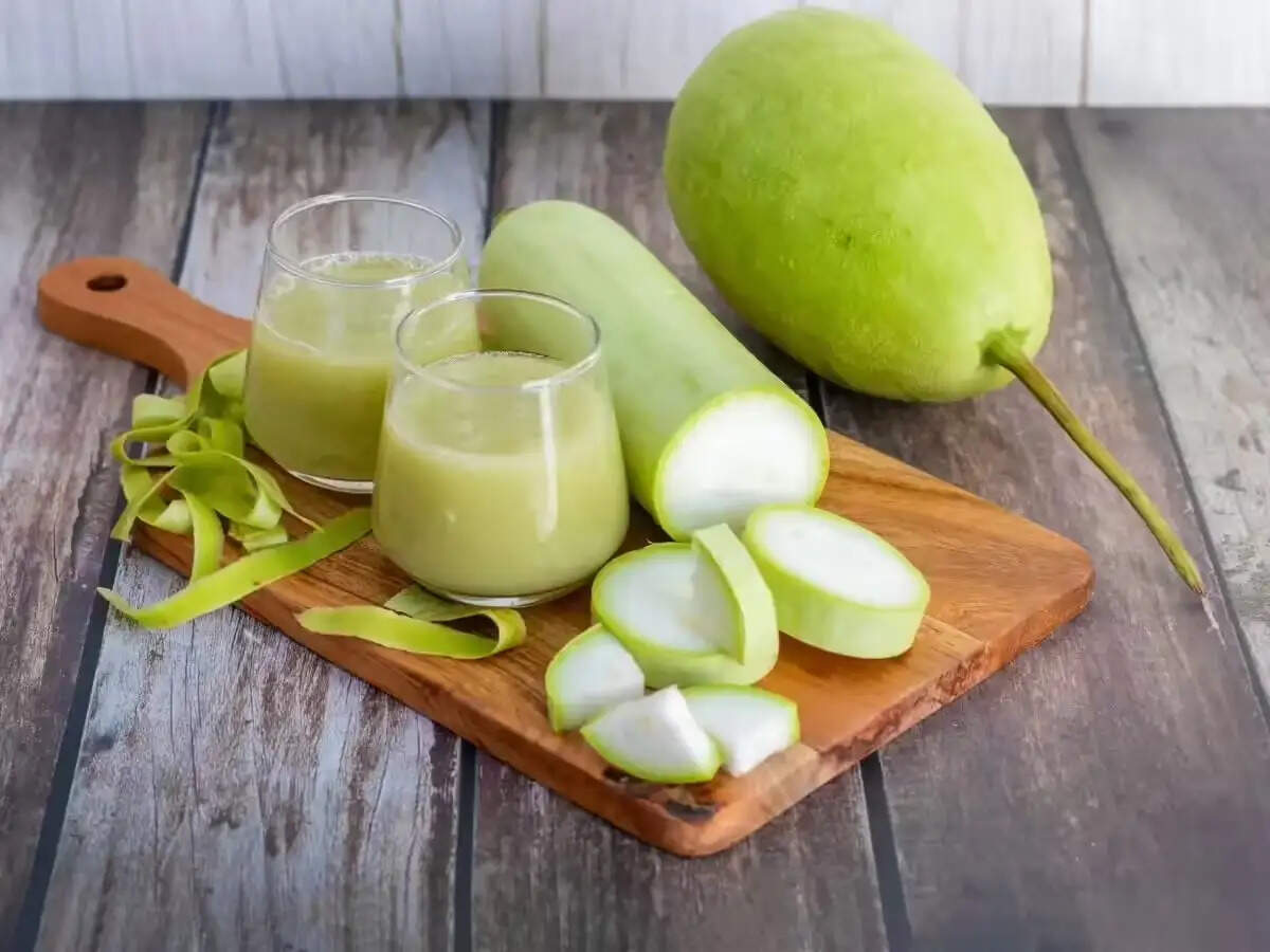 लौकी: स्वास्थ्य के लिए फायदेमंद, लेकिन इन चीजों से रखें दूरी