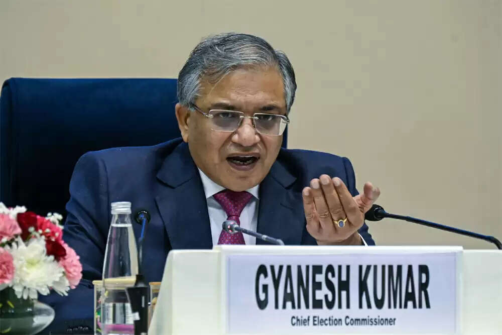 पश्चिम बंगाल में चुनावी संकट: भाजपा और तृणमूल कांग्रेस की नाराजगी