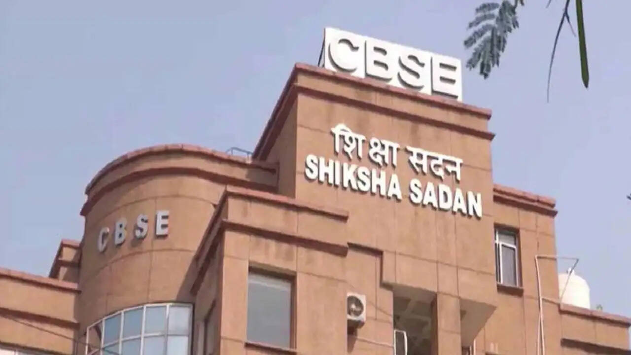 CBSE के OSM सिस्टम में सुरक्षा खामियों का खुलासा, विवाद बढ़ा
