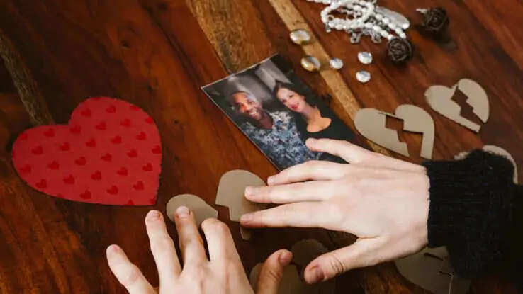 क्या आपकी महिला पार्टनर नाखुश हैं? जानें संकेत और समाधान