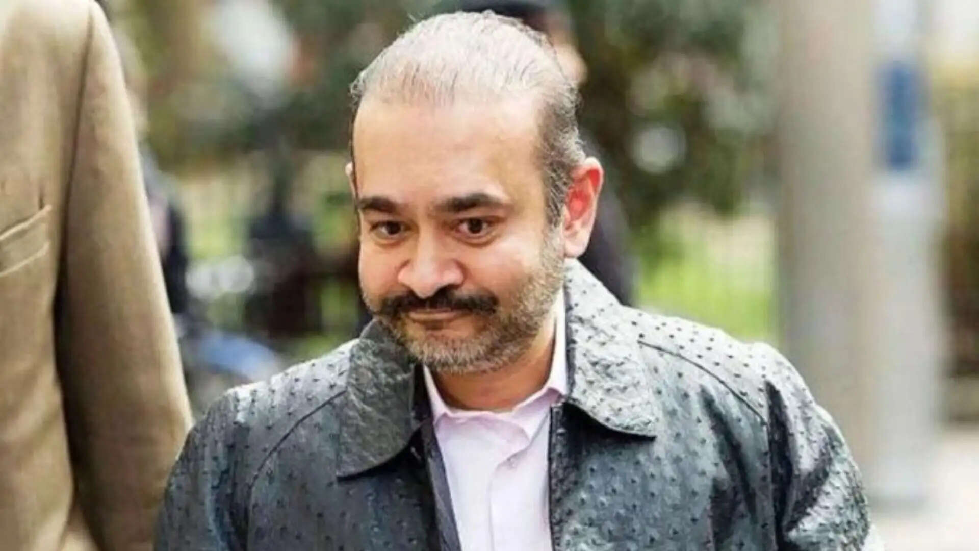 नीरव मोदी को ब्रिटिश कोर्ट से बड़ा झटका, 10.7 मिलियन डॉलर का भुगतान करना होगा