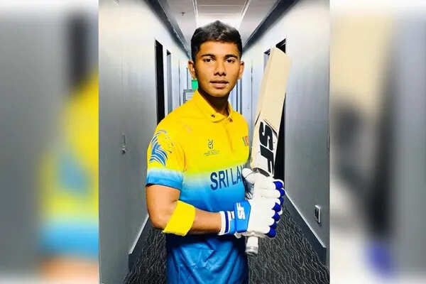 दूसरे टेस्ट में बांग्लादेश ने टॉस जीतकर बल्लेबाजी का निर्णय लिया