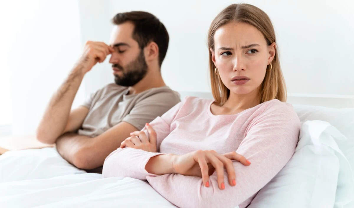 रिश्तों में एकतरफापन: पहचानें संकेत और समाधान