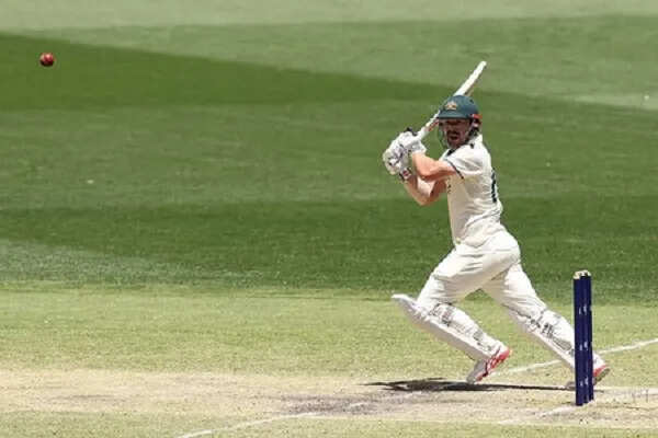 ऑस्ट्रेलिया ने एशेज सीरीज में इंग्लैंड को 8 विकेट से हराया