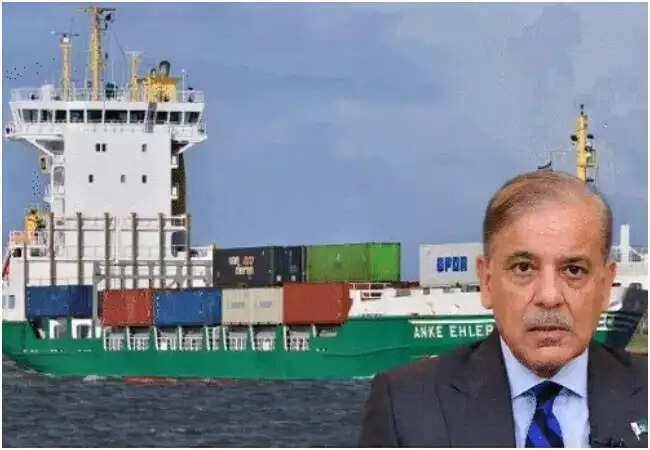 ईरान ने पाकिस्तान के जहाज को रोका, होर्मुज स्ट्रेट में बढ़ा तनाव