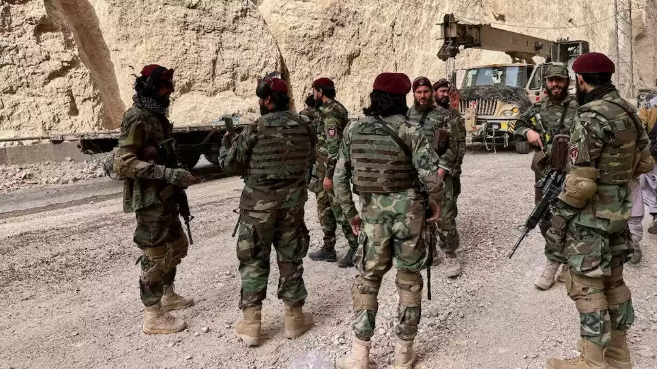 तालिबान का पाकिस्तान पर हमला: शांति वार्ता के विफल होने के बाद बढ़ा तनाव