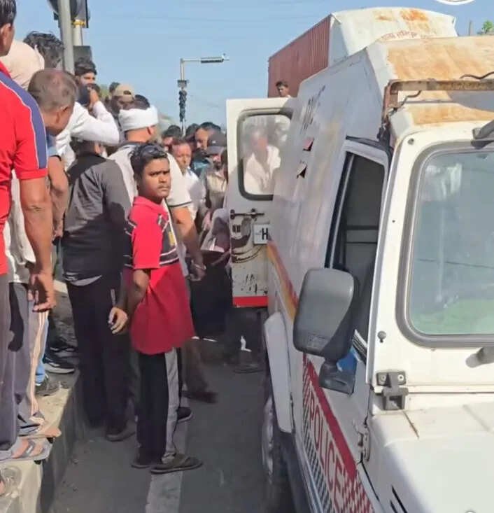 दर्दनाक सड़क हादसा: करनाल में ट्रॉले ने बाइक सवार दंपती को कुचला