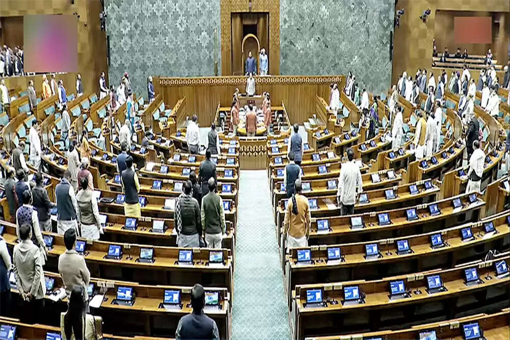 लोकसभा में हंगामे के बीच 'विकसित भारत' बिल पर चर्चा