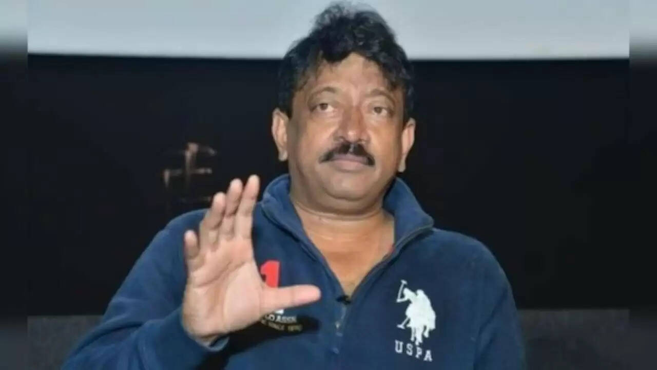 राम गोपाल वर्मा का सुप्रीम कोर्ट के आवारा कुत्तों के आदेश पर तीखा सवाल