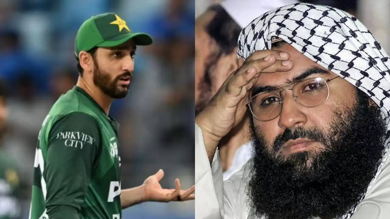 Asia Cup 2025: भारत ने पाकिस्तान को हराकर जीता खिताब, विवादों में घिरी सेरेमनी
