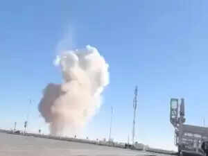 चीन का पहला रीयूजेबल रॉकेट मिशन: सफल कक्षा में प्रवेश, लेकिन बूस्टर की वापसी में विफलता