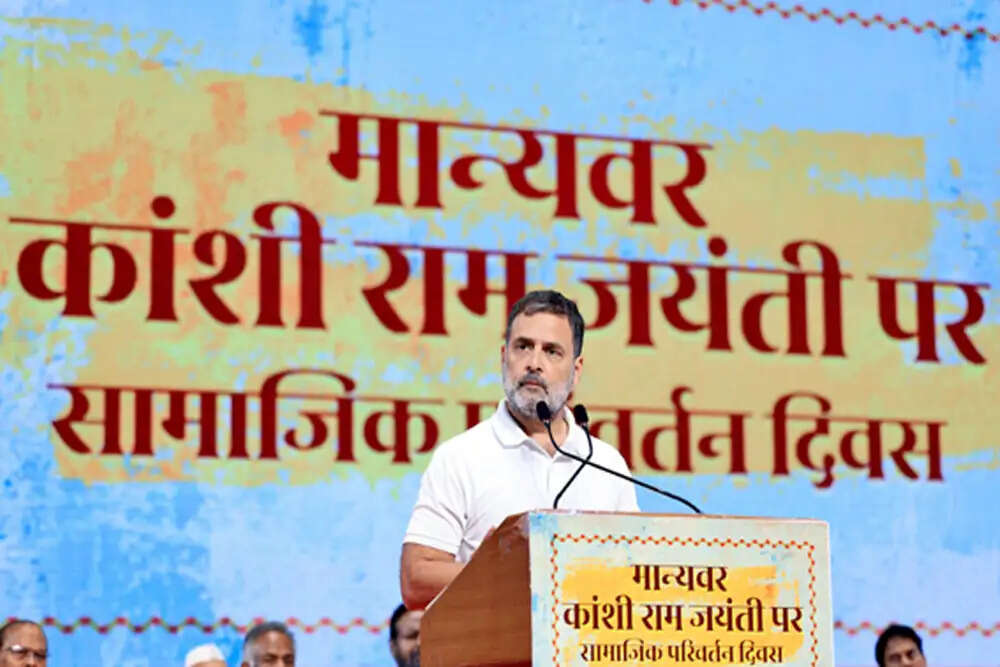 राहुल गांधी के विवादास्पद बयान पर उठे सवाल