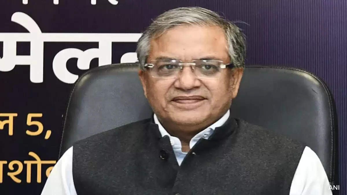 बिहार में फर्जी मतदाताओं पर ज्ञानेश कुमार का बयान: क्या यह सही है?