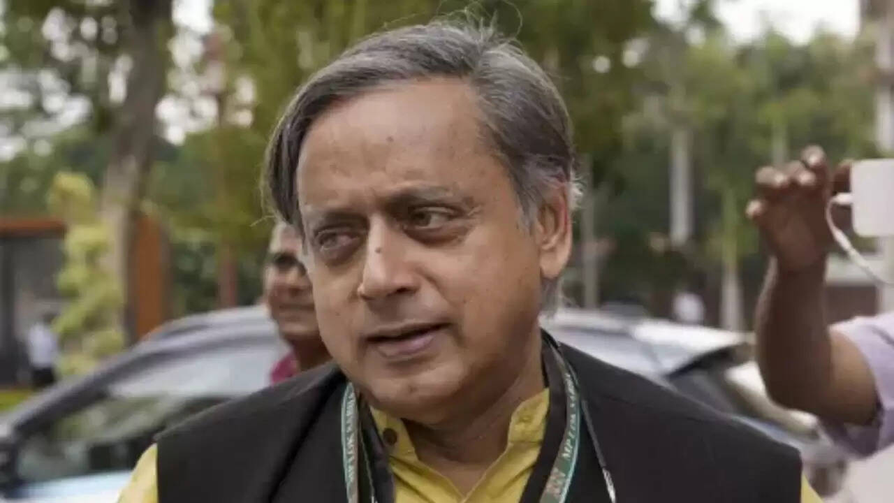 कांग्रेस सांसद शशि थरूर का पाकिस्तान पर तीखा हमला: संघर्ष विराम उल्लंघन पर क्या कहा?