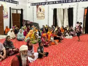 गुरुद्वारा साहिब लोहगढ़ में बच्चों द्वारा कीर्तन का आयोजन
