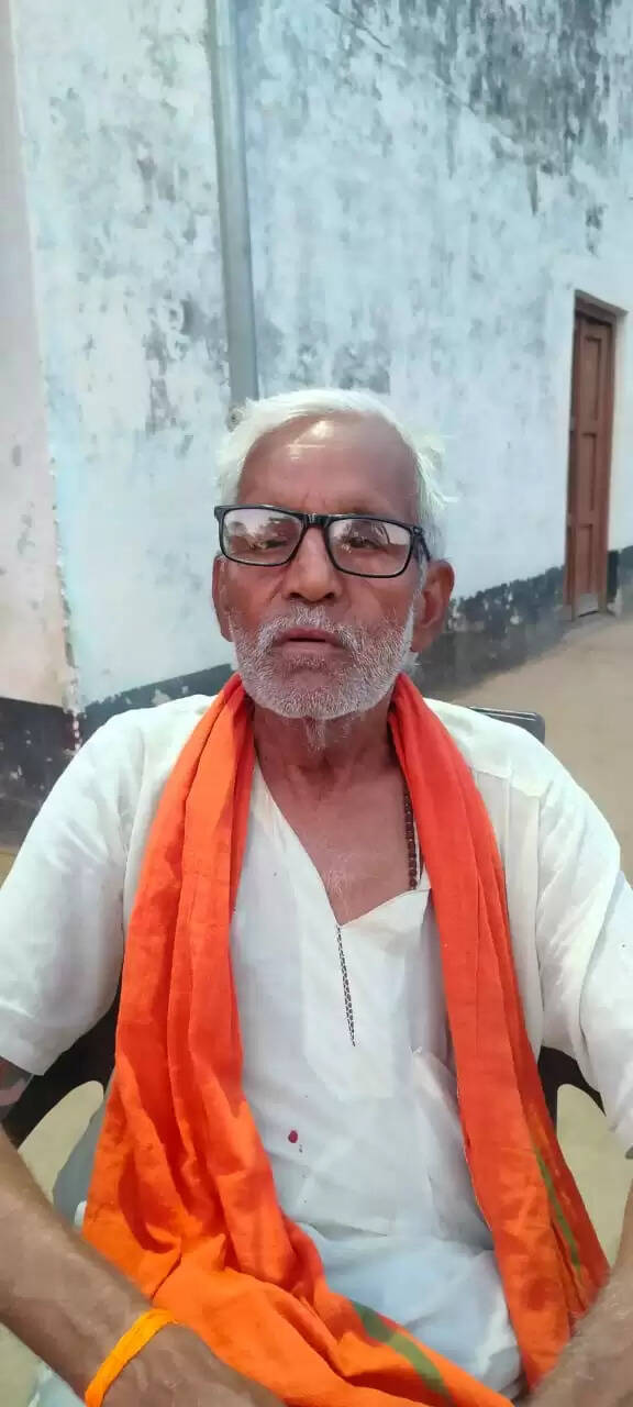 गावों में छ्प्पर-बदलते समय के साथ लुप्त हो रही है देशी छांव की विरासत