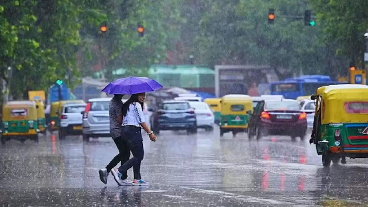 दिल्ली एनसीआर में मानसून की दस्तक, गर्मी से मिलेगी राहत