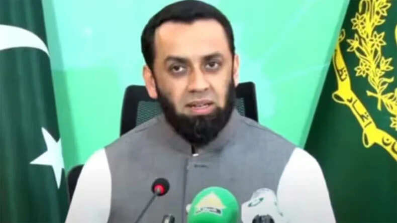 पाकिस्तान का अफगानिस्तान के खिलाफ हवाई हमलों में 36 लड़ाकों को मारने का दावा