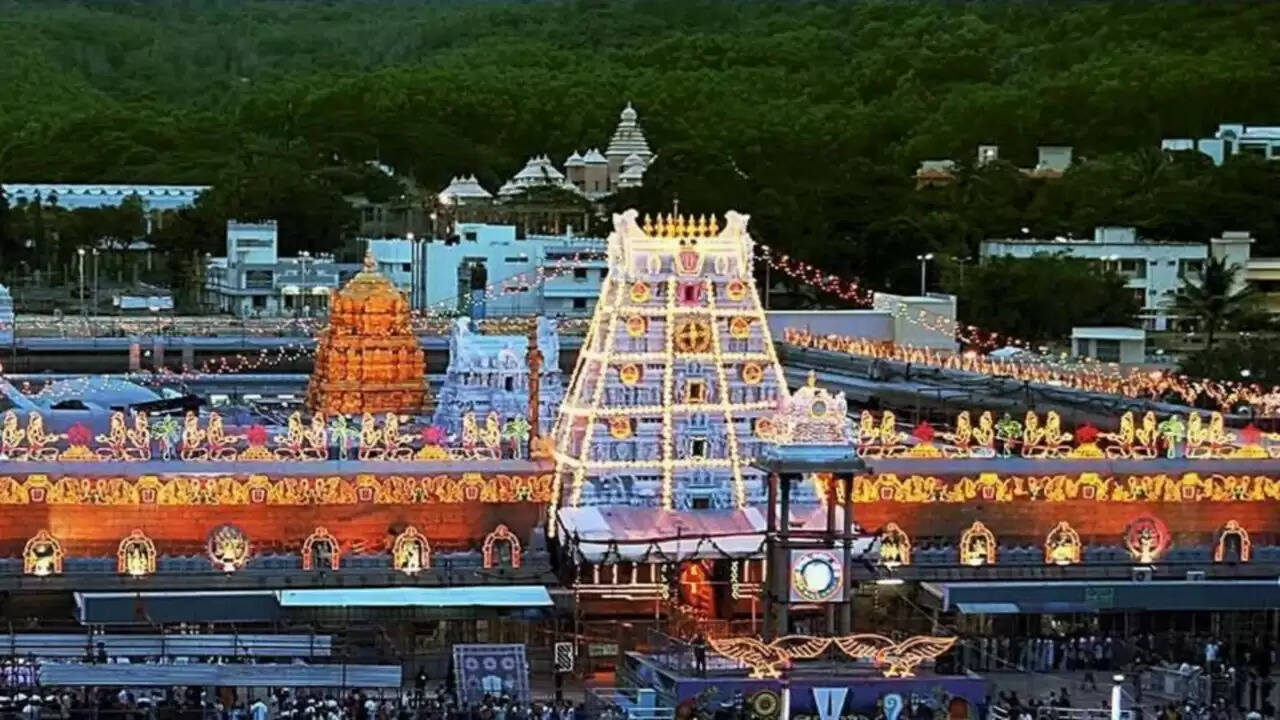 तिरुपति में बम धमकी: सुरक्षा उपायों में वृद्धि