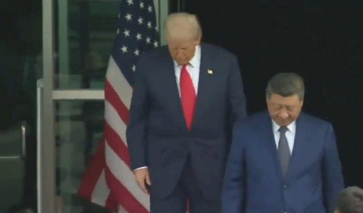 डोनाल्ड ट्रंप और शी जिनपिंग के बीच व्यापार वार्ता: बुसान की तस्वीरों ने बढ़ाई चर्चा