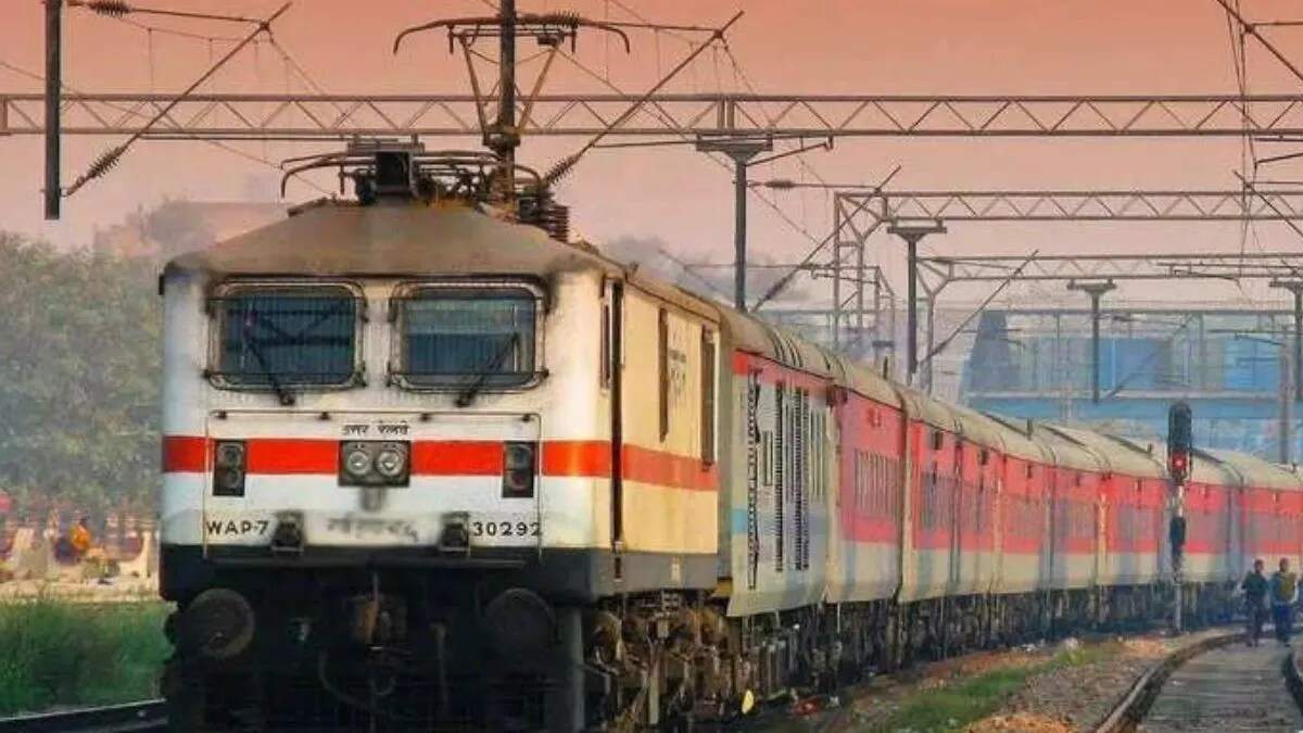 जम्मू-कटरा रेल खंड पर ट्रेनों का संचालन प्रभावित, कई रद्द