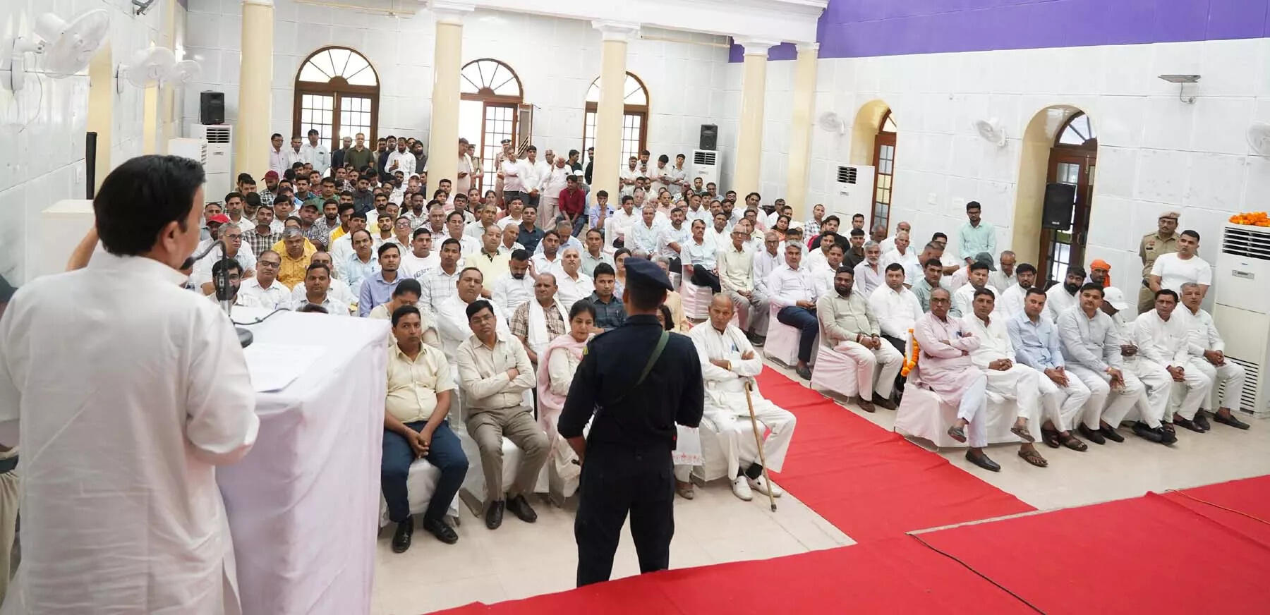 युवाओं को उद्यमिता अपनाने और रोजगार सृजन में योगदान देने की आवश्यकता: राव नरबीर सिंह