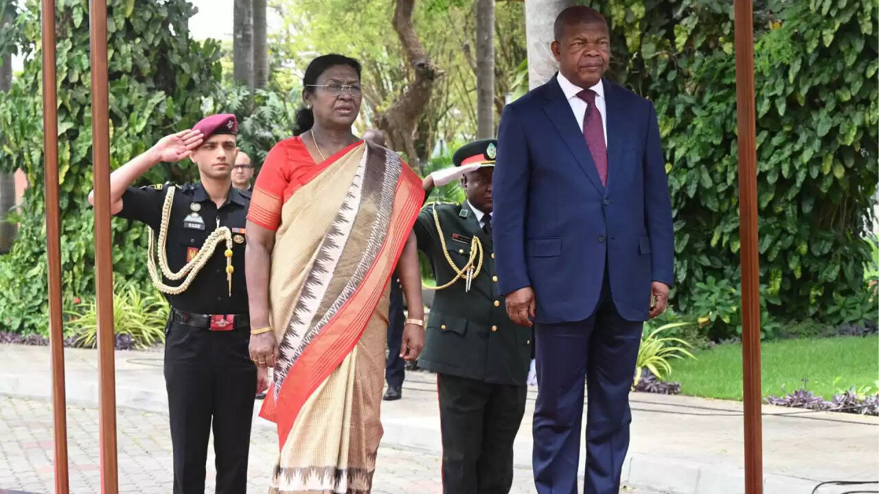 राष्ट्रपति द्रौपदी मुर्मू का ऐतिहासिक अंगोला दौरा: भारत-अंगोला संबंधों को नई दिशा