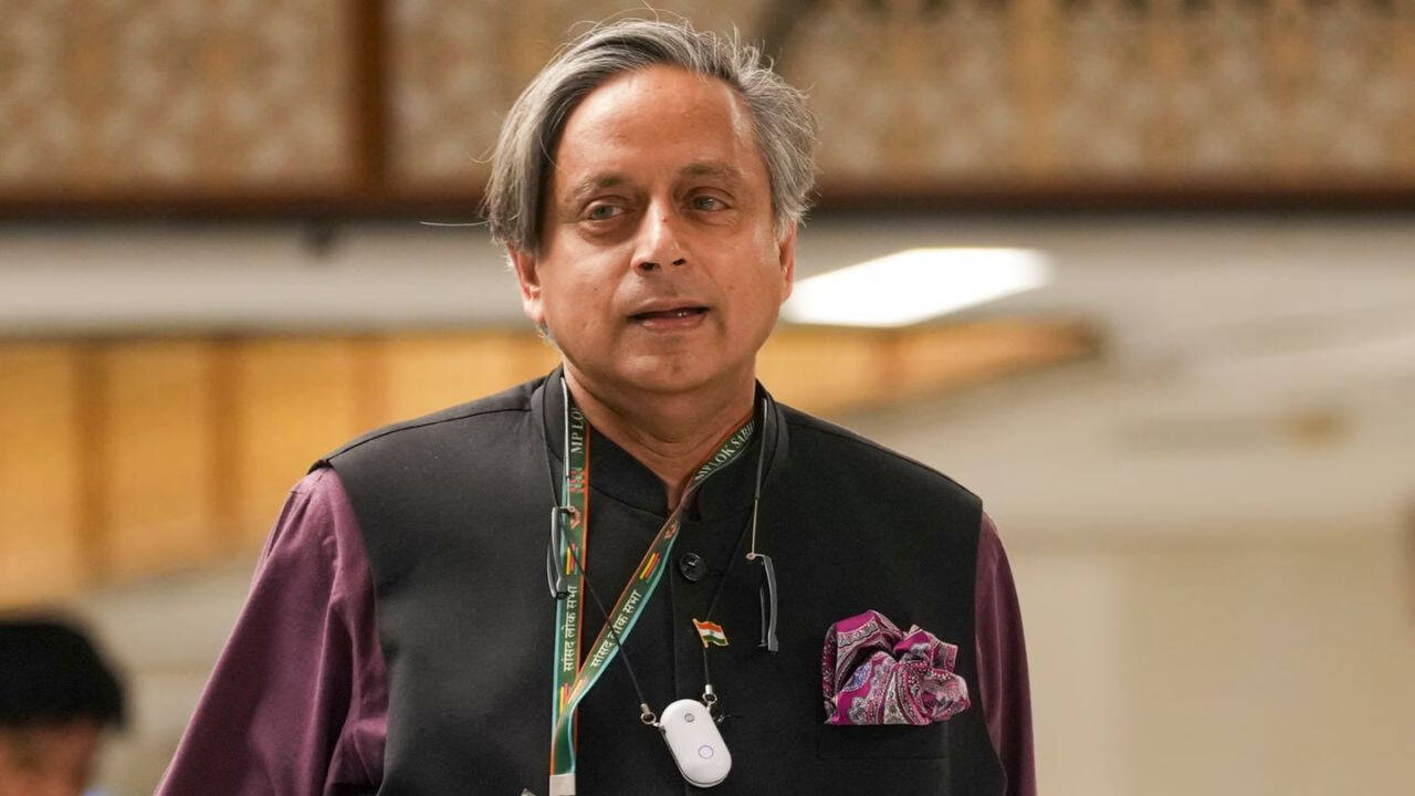 शशि थरूर का बड़ा बयान: राष्ट्रीय सुरक्षा पर सभी दलों को एकजुट होना चाहिए