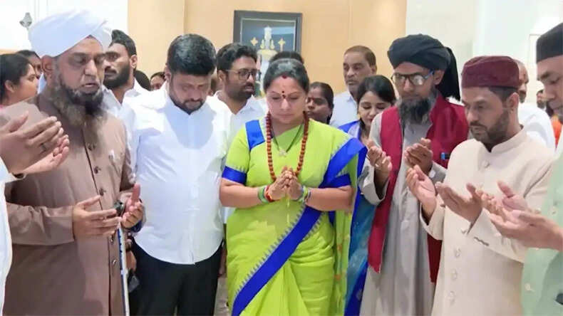 के. कविता ने तेलंगाना राष्ट्र सेना का किया उद्घाटन