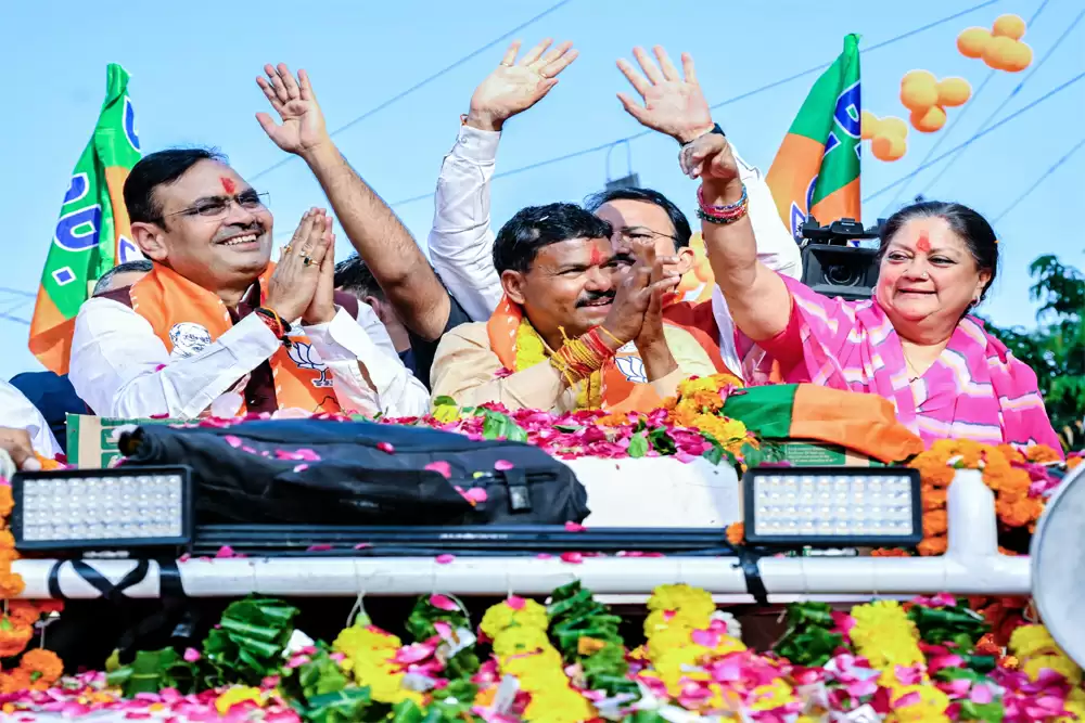 उपचुनाव में राजनीतिक दलों की जोरदार प्रतिस्पर्धा