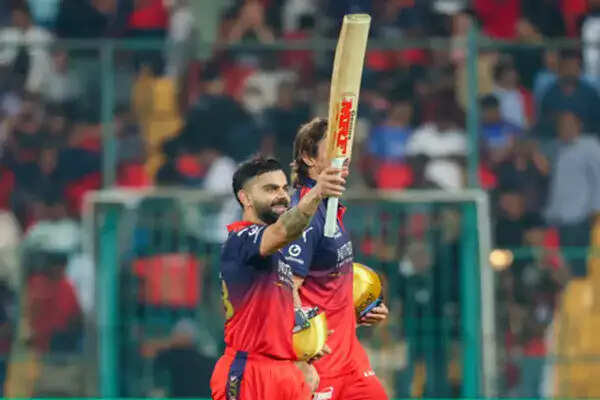 आईपीएल में सबसे ज्यादा शतक लगाने वाले टॉप 3 बल्लेबाज