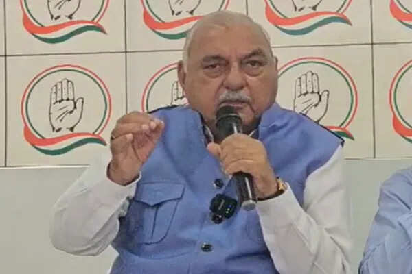 भूपेंद्र हुड्डा ने हरियाणा में बाढ़ को सरकार की लापरवाही बताया