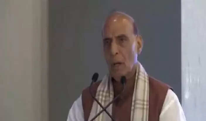 राजनाथ सिंह ने बिहार में लोकतंत्र की महत्ता पर जोर दिया