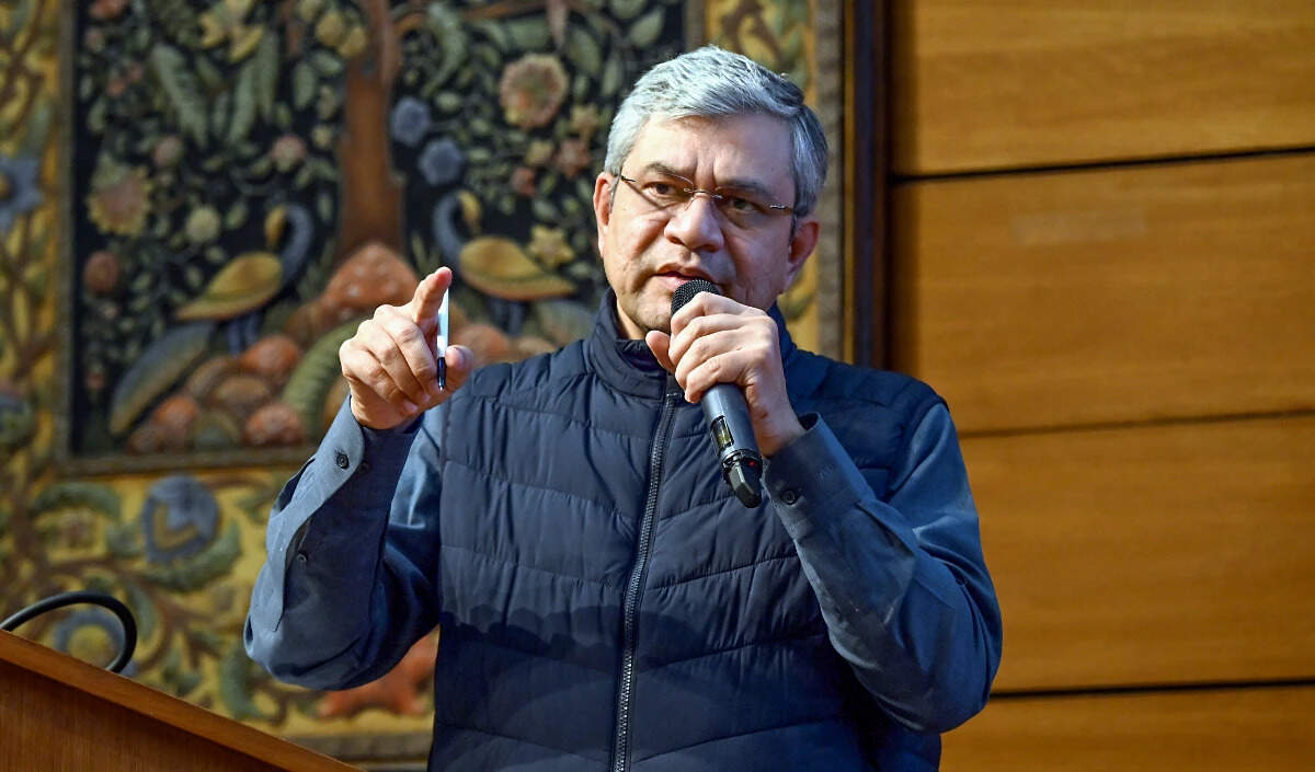 भारत की खनिज आपूर्ति श्रृंखलाओं को सुरक्षित करने की प्रतिबद्धता