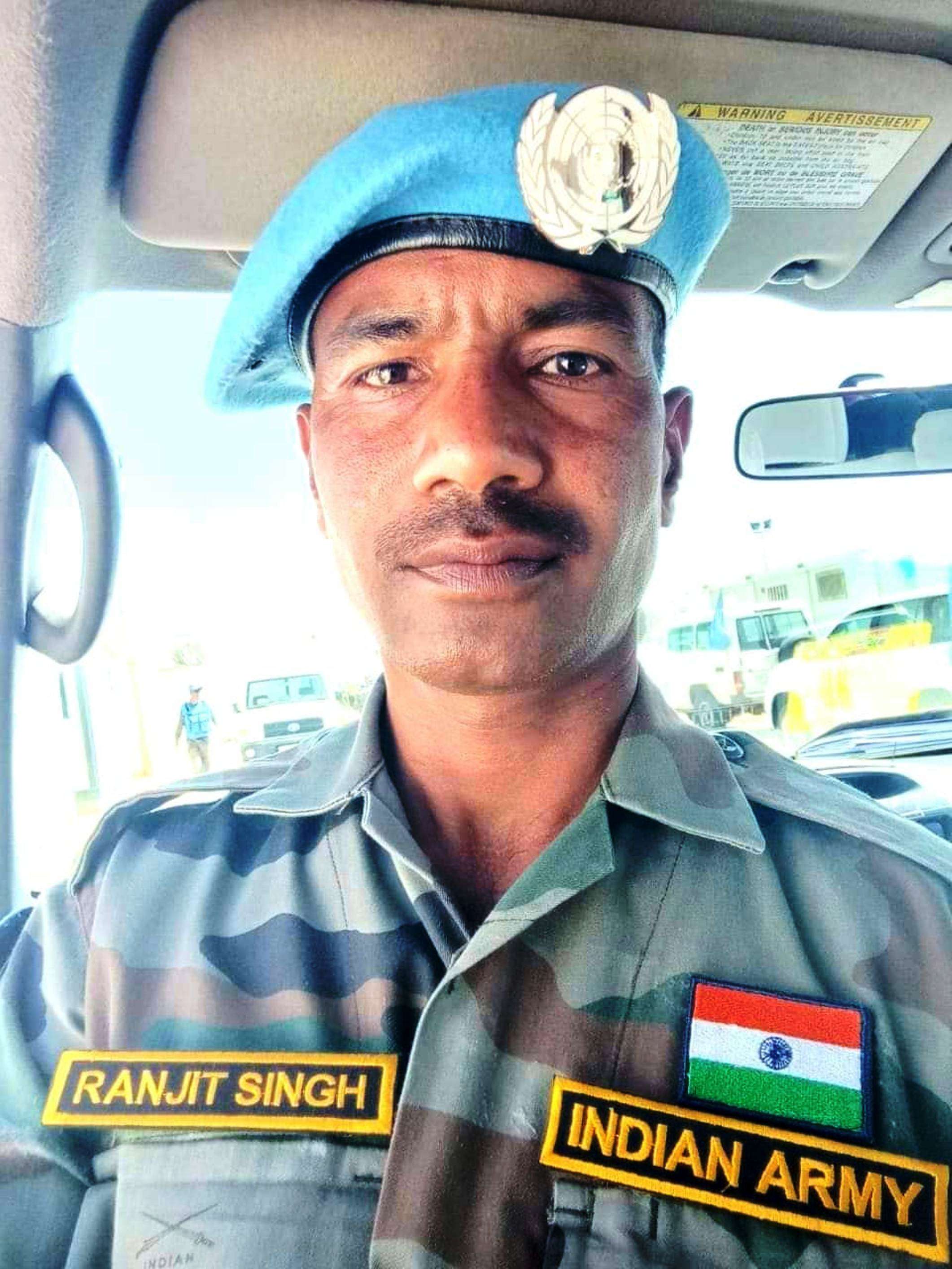 राजाखेडा के शहीद सैनिक रणजीत सिंह को किया नमन