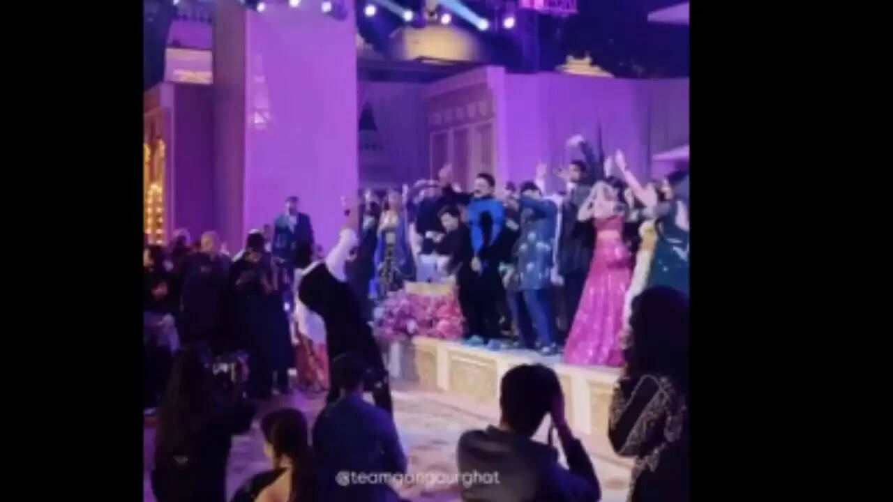 रणवीर सिंह की शादी में धमाल: ग्लोबल सितारों के साथ मस्ती और म्यूजिक