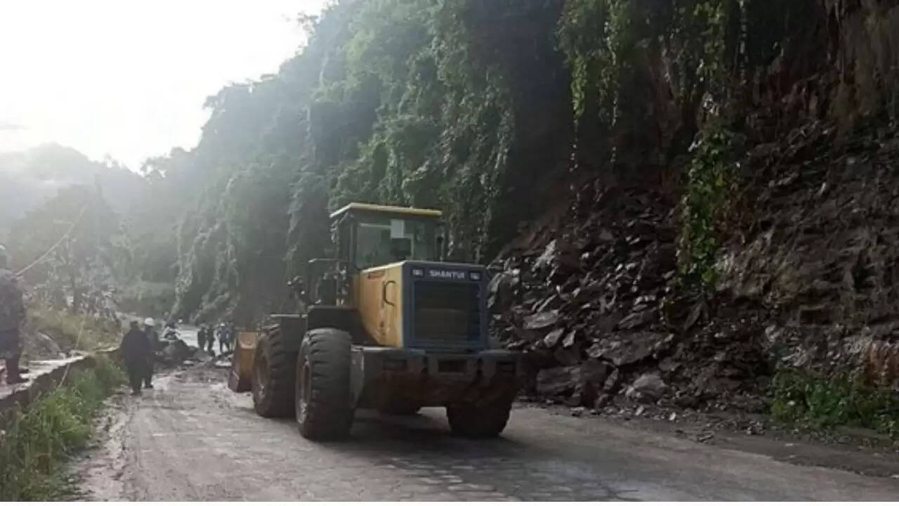 नेपाल में भारी बारिश से जनजीवन प्रभावित, राहत कार्य जारी