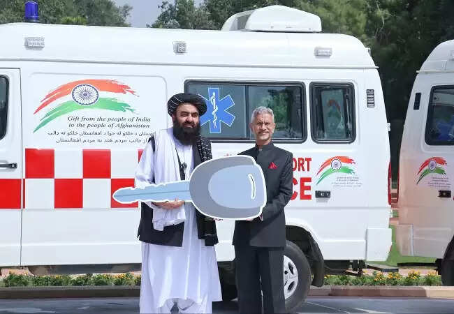 भारत ने अफगानिस्तान को दी पांच एम्बुलेंस, स्वास्थ्य सुरक्षा में सहयोग बढ़ाने का संकेत