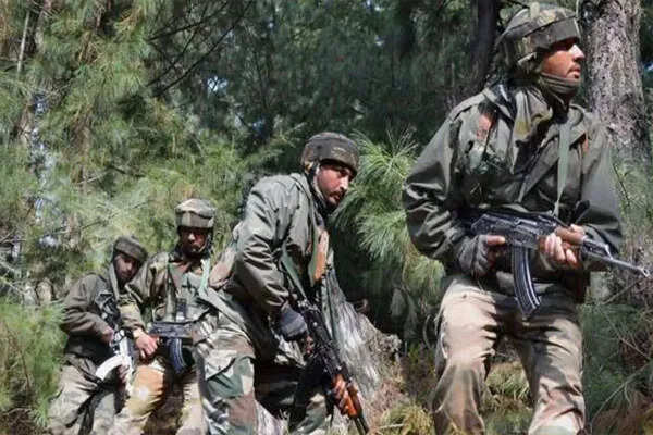 जम्मू-कश्मीर में सुरक्षाबलों ने आतंकियों के खिलाफ चलाया सफल ऑपरेशन